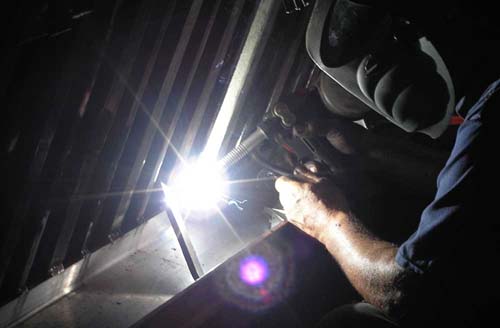 Welder Repairs To A Aluminum Car-Hauler Flatbed